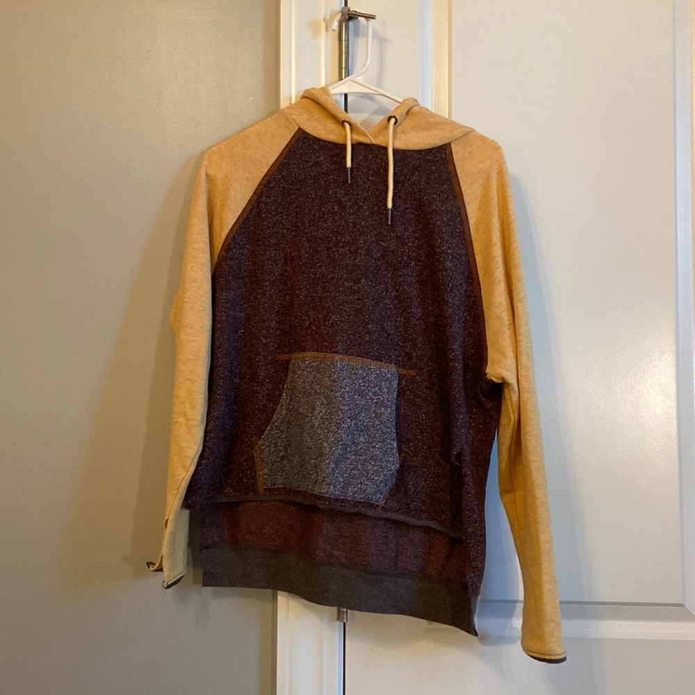 sweatshirt